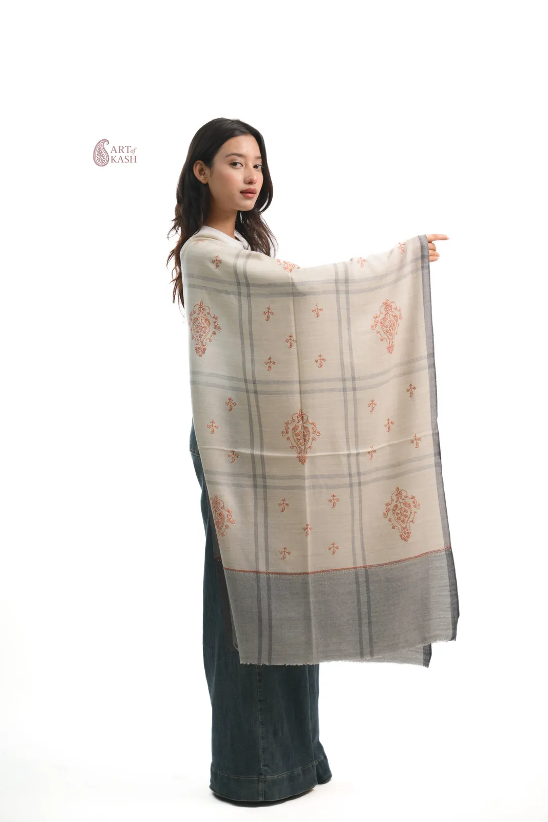 Hand Embroidery Stoles — Item 2