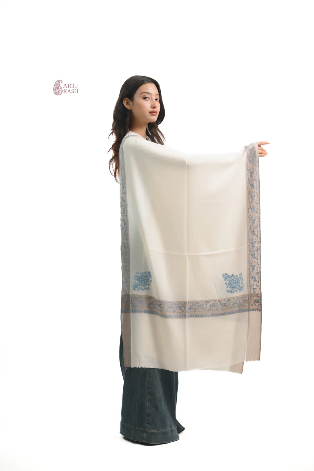 Hand Embroidery Stoles — Item 3