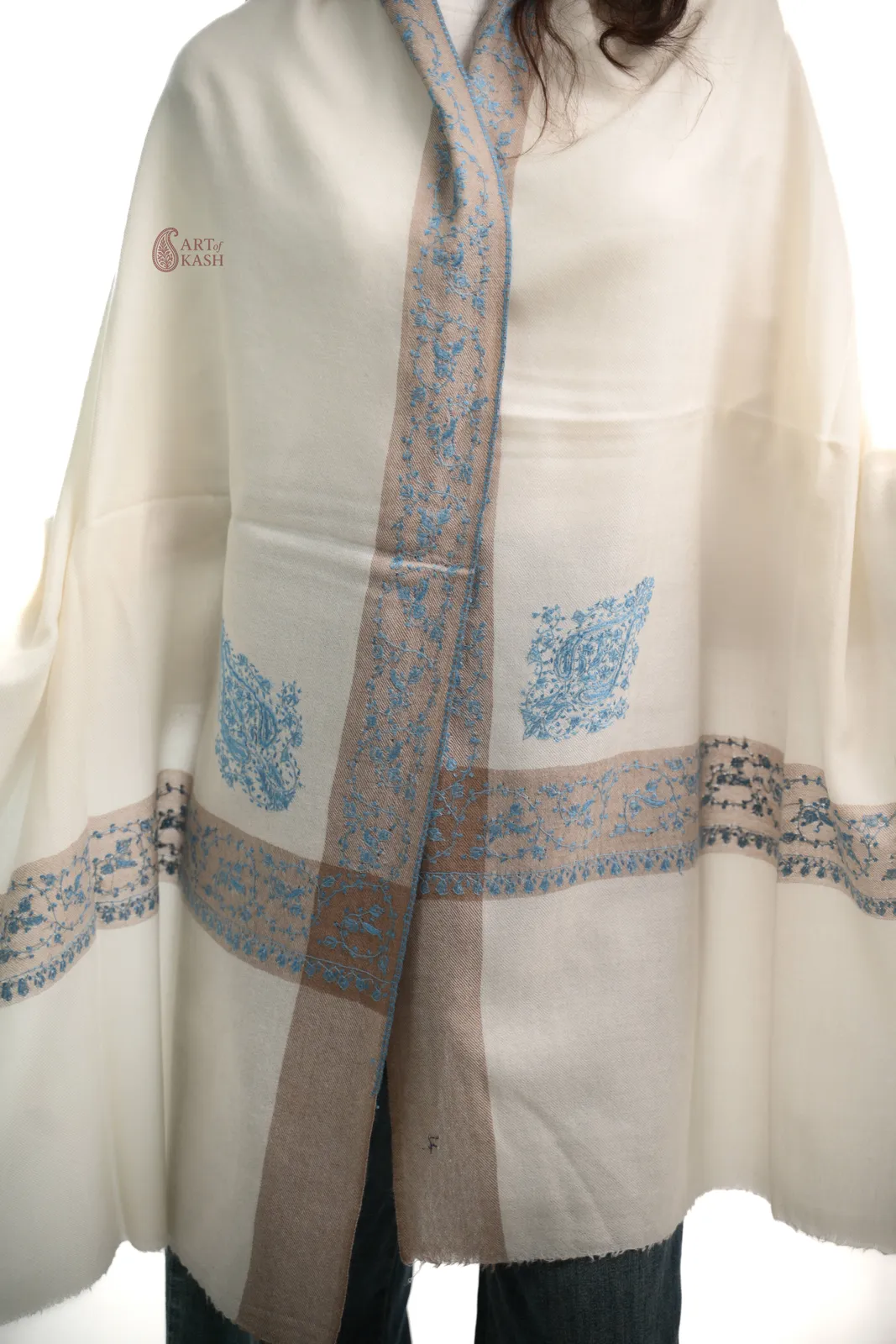 Hand Embroidery Stoles — Item 3