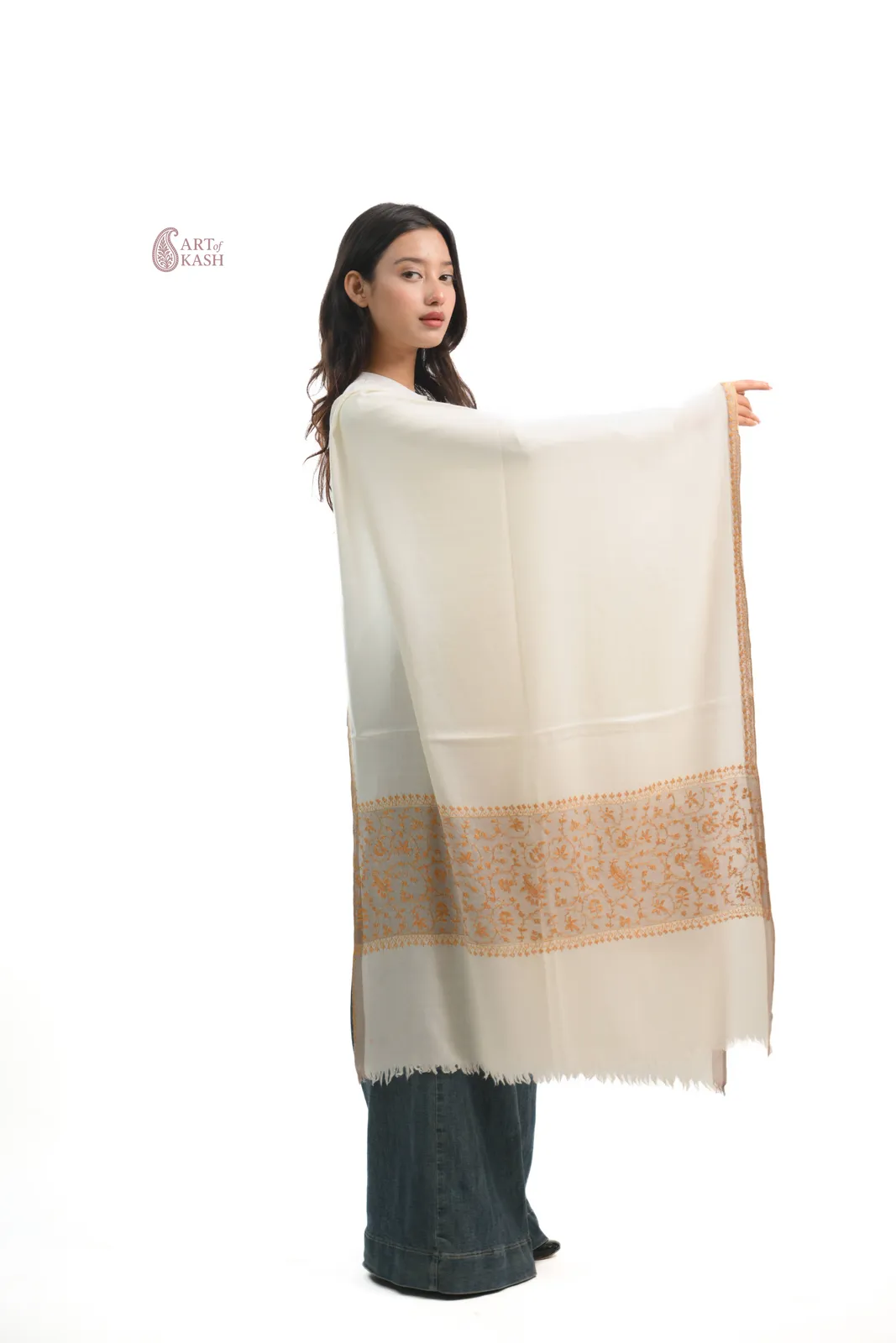 Hand Embroidery Stoles — Item 4