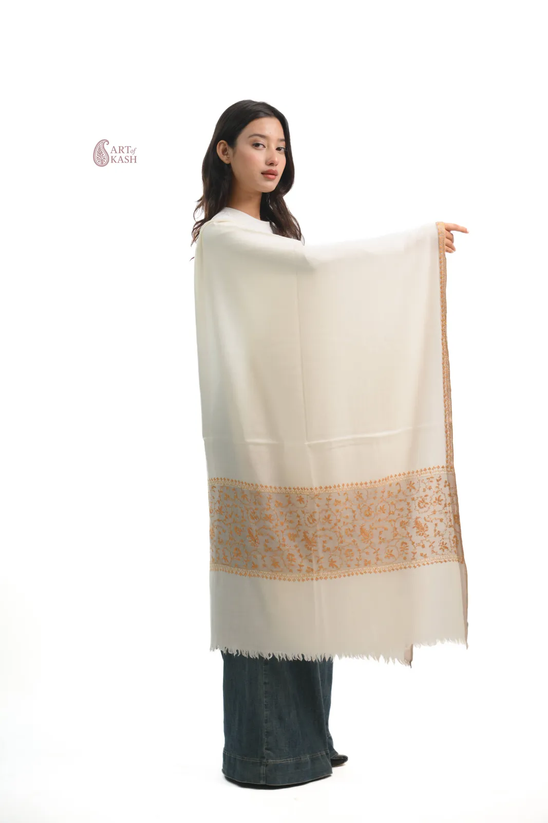 Hand Embroidery Stoles — Item 4