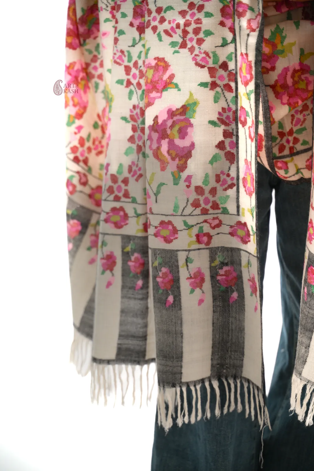 Pashmina Kani Shawl — Ivory With Pink Roses