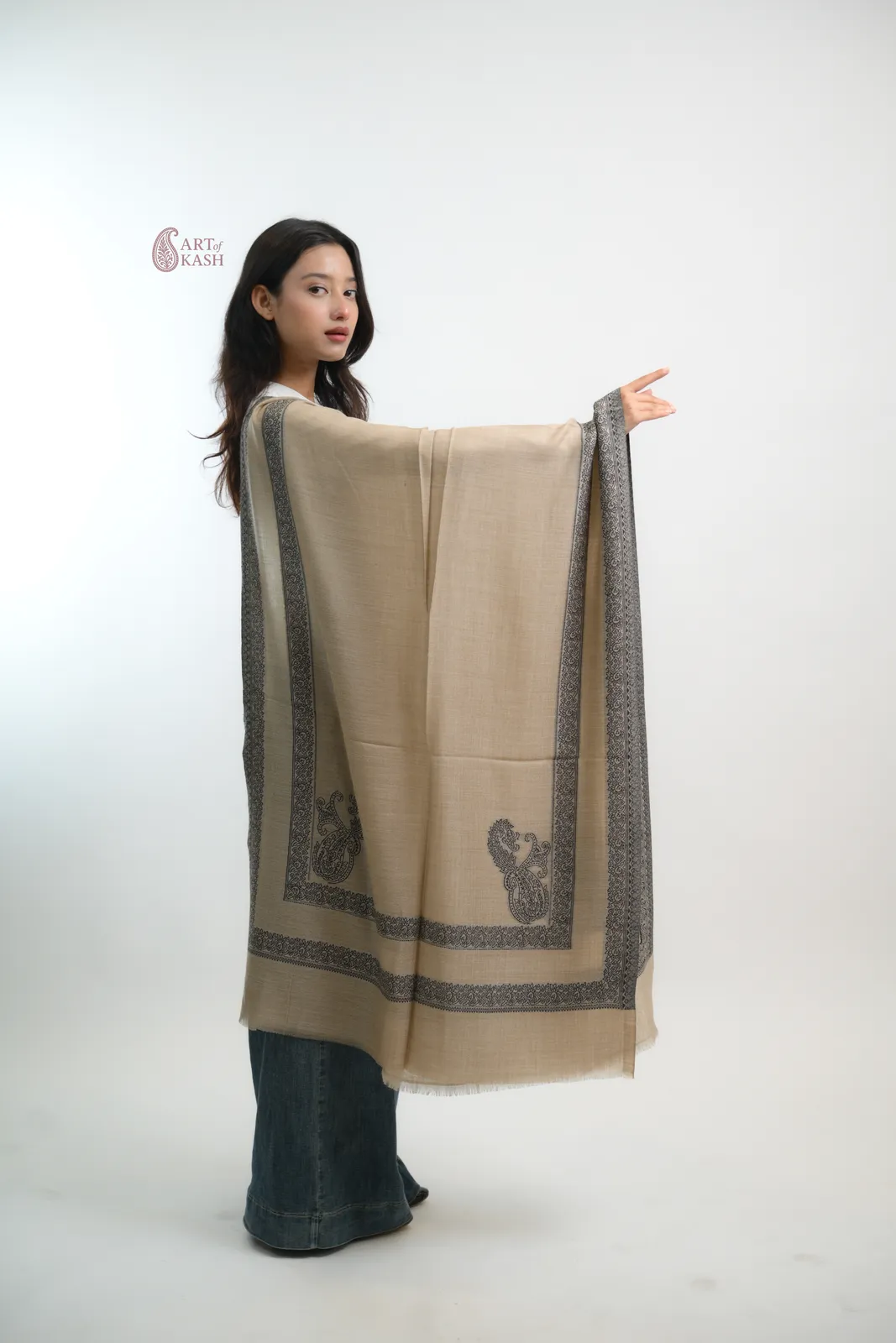 Weaving Stoles — Item 1